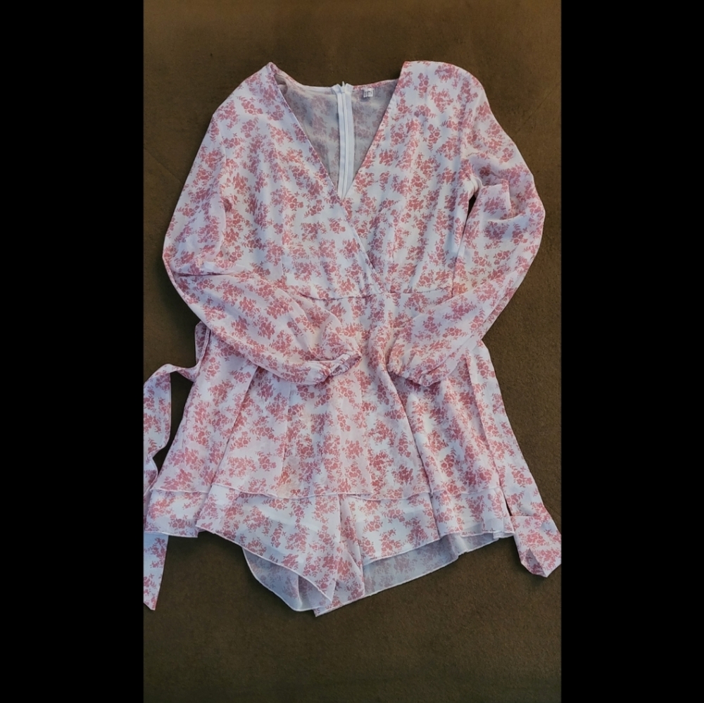Spring Floral Romper - Picture 5 of 5